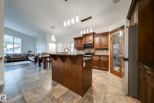 2410 Warry Place Sw, Edmonton, AB 