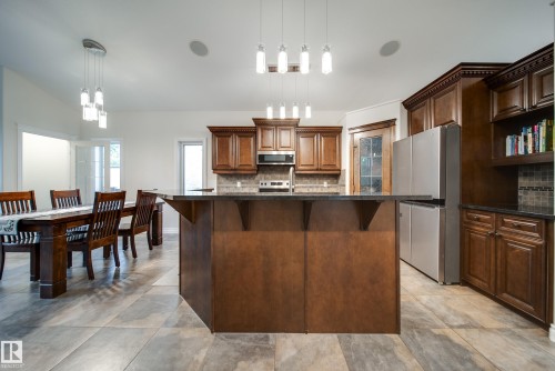 2410 Warry Place Sw, Edmonton, AB 