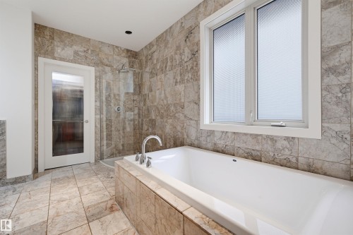 10427 134 Street Nw, Edmonton, AB 