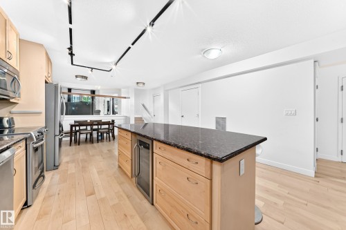 #303 10154 103 St Nw, Edmonton, AB 