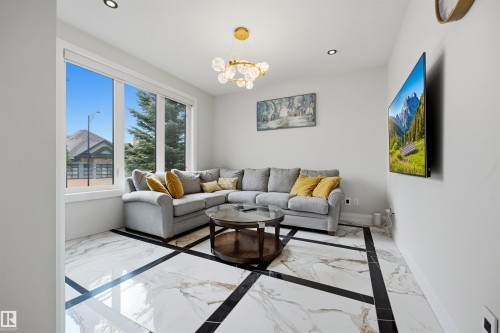 2793 Wheaton Drive Nw, Edmonton, AB 