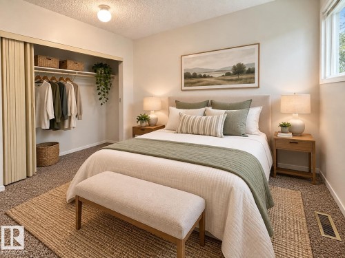 Recessed lighting, light-toned wall paint, textured carpeting, built-in closet storage, and a single window - 3526 42 Street Nw, Edmonton, AB 