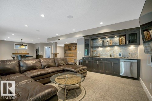 17407 108 Street Nw, Edmonton, AB 