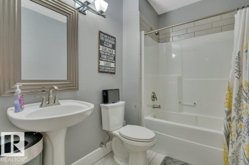 17407 108 Street Nw, Edmonton, AB 