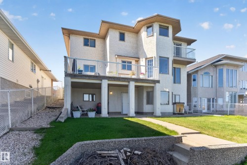 15819 58 Street Nw, Edmonton, AB 