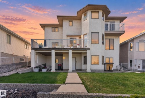 15819 58 Street Nw, Edmonton, AB 