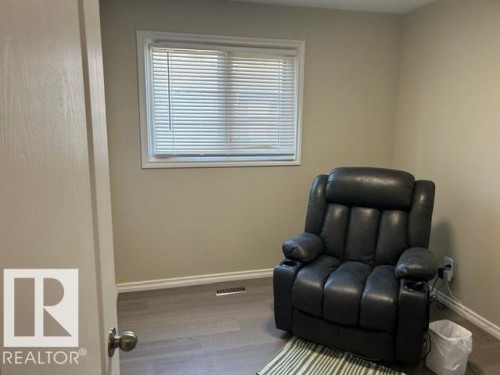 32 Belmead Gd Nw, Edmonton, AB - Indoor