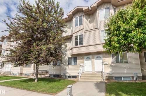 #19 2505 42 ST NW  Edmonton, AB T6L 7G8