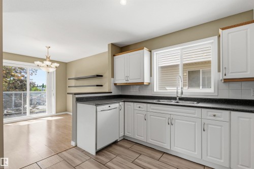 #19 2505 42 St Nw, Edmonton, AB 