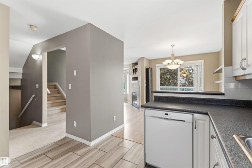 #19 2505 42 St Nw, Edmonton, AB 