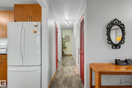 21 Maligne Drive, Devon, AB 