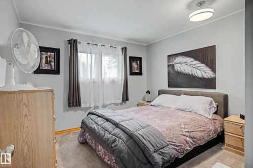21 Maligne Drive, Devon, AB 