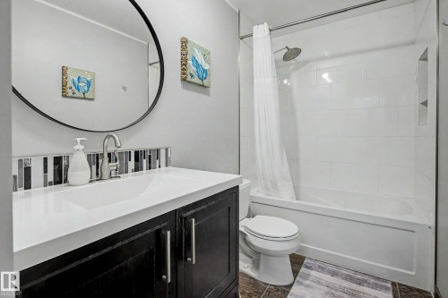 21 Maligne Drive, Devon, AB 
