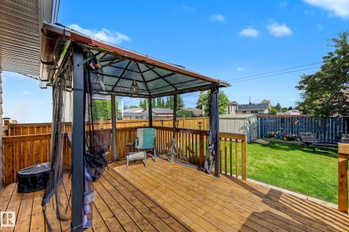 21 Maligne Drive, Devon, AB 
