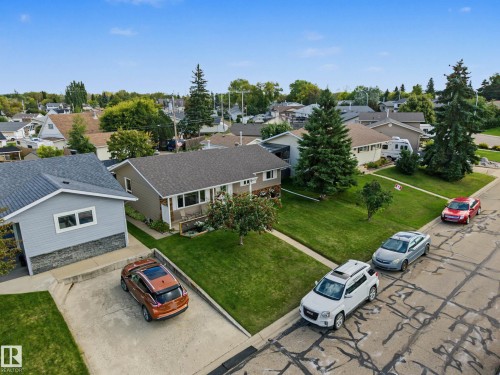 21 Maligne Drive, Devon, AB 