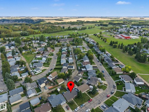 21 Maligne Drive, Devon, AB 
