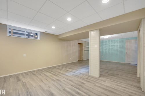 5003 143 Street Nw, Edmonton, AB 