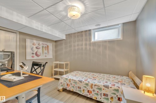 5003 143 Street Nw, Edmonton, AB 