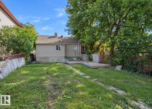 11524 81 Street Nw, Edmonton, AB 