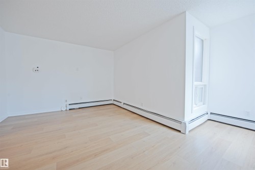 #1 10032 113 St Nw, Edmonton, AB 