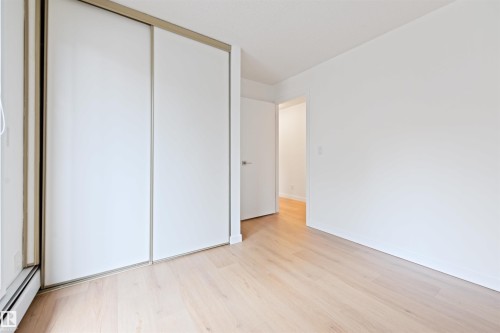 #1 10032 113 St Nw, Edmonton, AB 
