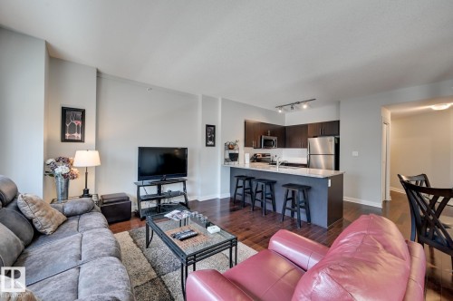 #802 10152 104 St Nw, Edmonton, AB 