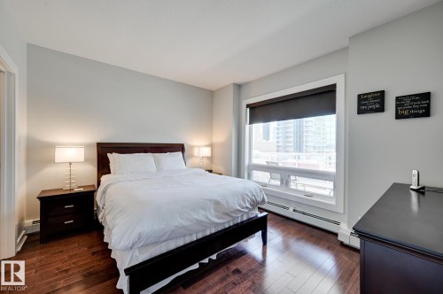 #802 10152 104 St Nw, Edmonton, AB 