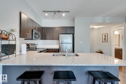 #802 10152 104 St Nw, Edmonton, AB 
