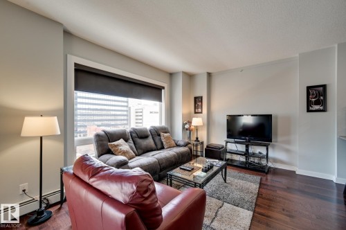 #802 10152 104 St Nw, Edmonton, AB 