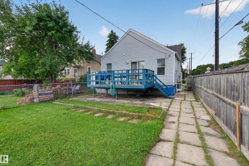11549 82 Street Nw, Edmonton, AB 
