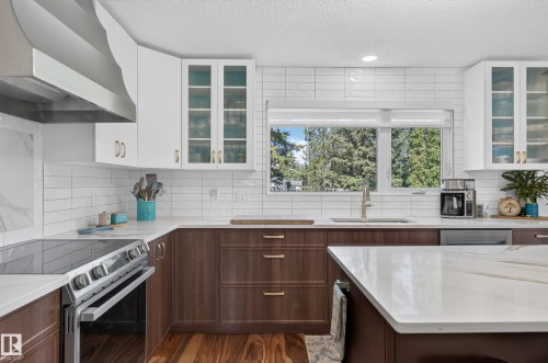 18316 71 Avenue Nw, Edmonton, AB 