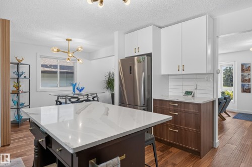 18316 71 Avenue Nw, Edmonton, AB 