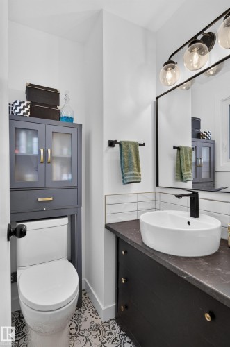 18316 71 Avenue Nw, Edmonton, AB 