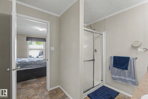 6 The Parkway Northwest, Edmonton, AB 