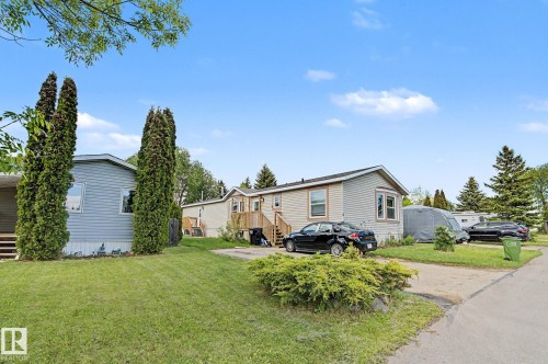 6 The Parkway Northwest, Edmonton, AB 