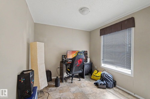 6 The Parkway Northwest, Edmonton, AB 