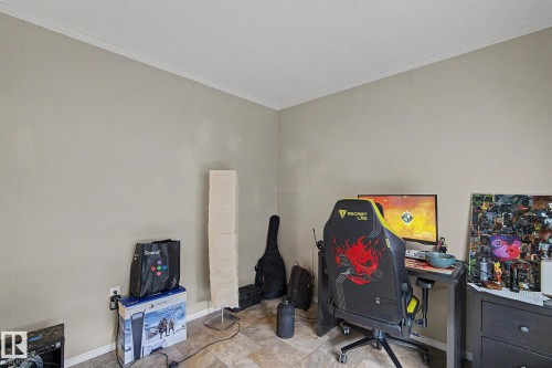 6 The Parkway Northwest, Edmonton, AB 