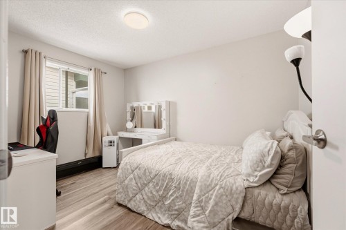 7712 187 Street Nw, Edmonton, AB 