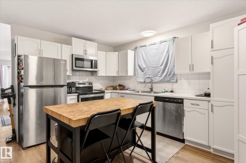 7712 187 Street Nw, Edmonton, AB 