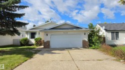 9426 150 Street NW  Edmonton, AB T5R 1G7