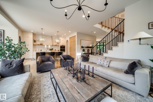 10228 130 Street Nw, Edmonton, AB 