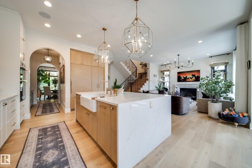 10228 130 Street Nw, Edmonton, AB 
