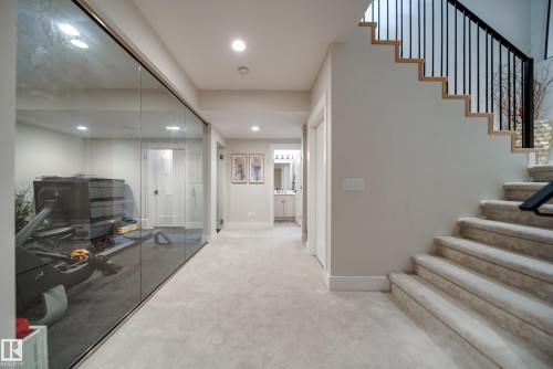 10228 130 Street Nw, Edmonton, AB 