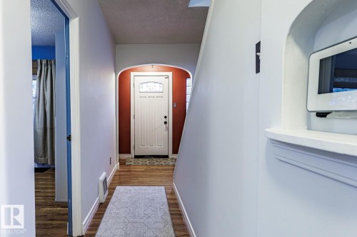 11704 110A Avenue Nw, Edmonton, AB 