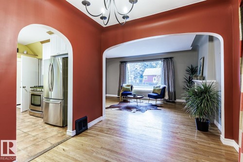11704 110A Avenue Nw, Edmonton, AB 