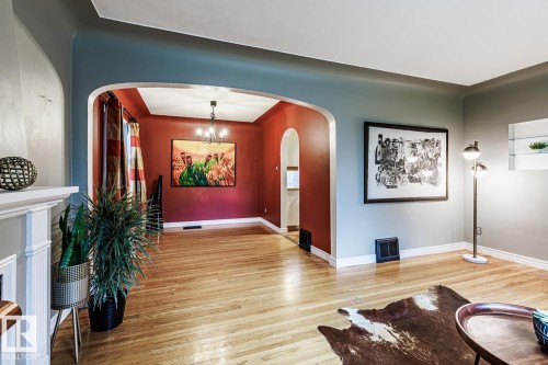 11704 110A Avenue Nw, Edmonton, AB 