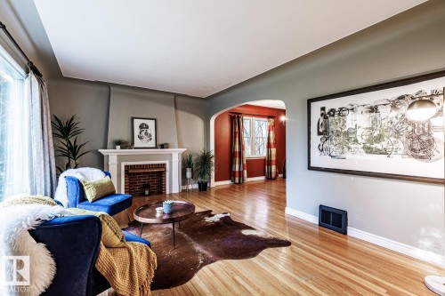 11704 110A Avenue Nw, Edmonton, AB 