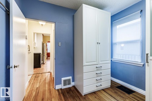 11704 110A Avenue Nw, Edmonton, AB 
