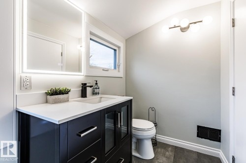 11704 110A Avenue Nw, Edmonton, AB 