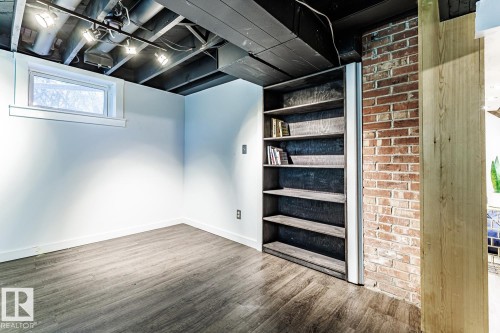 11704 110A Avenue Nw, Edmonton, AB 